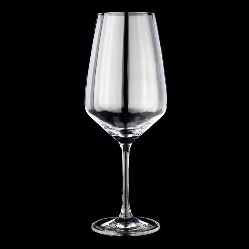 Rotweinglas neutral